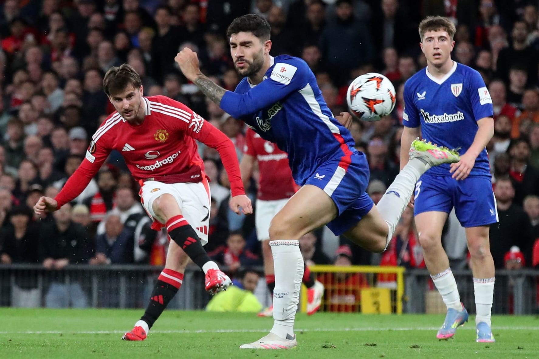 SOCCER-EUROPA-MUN-ATH/REPORT