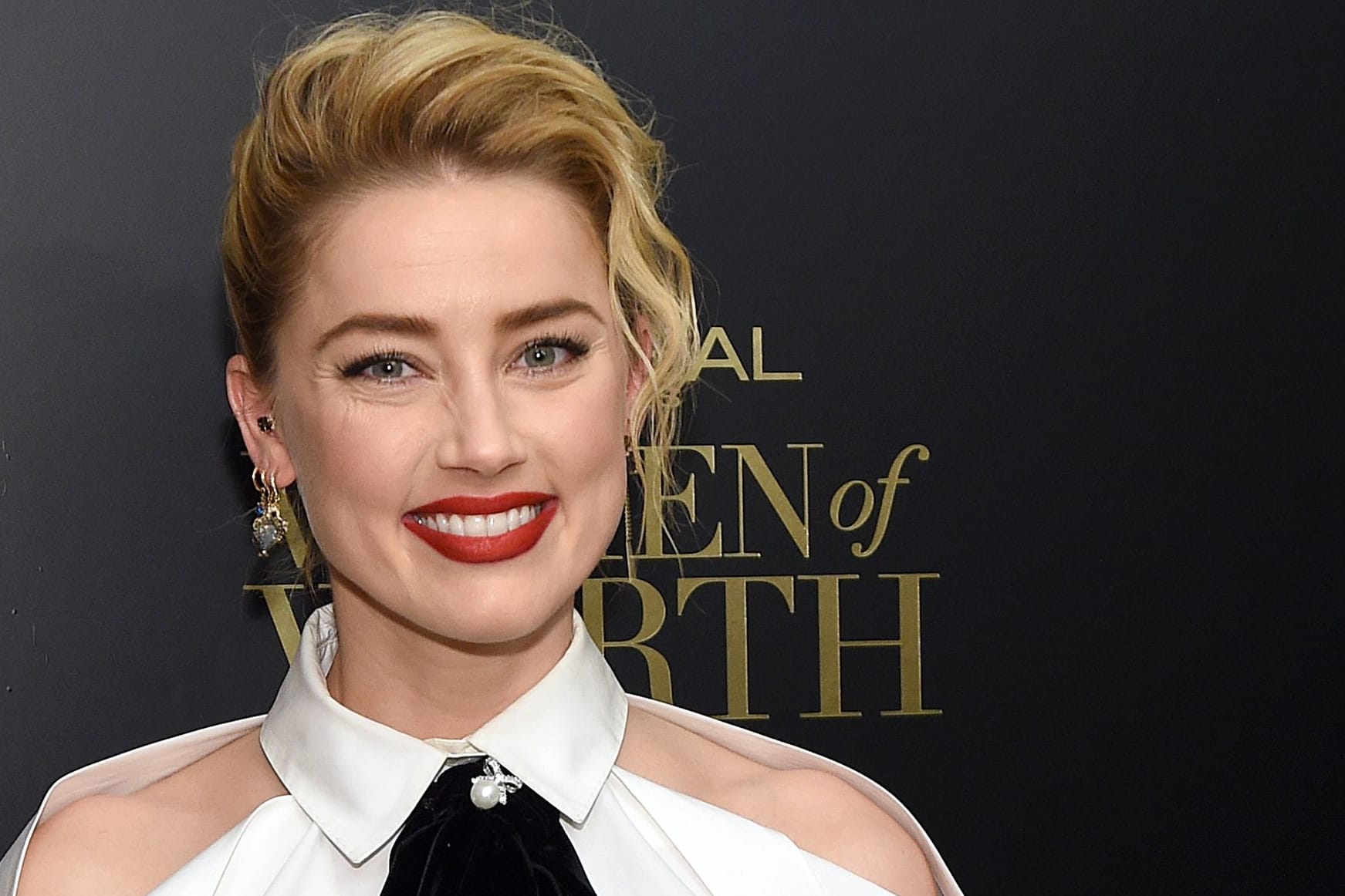 Amber Heard: Die Schauspielerin ist jetzt dreifache Mutter.