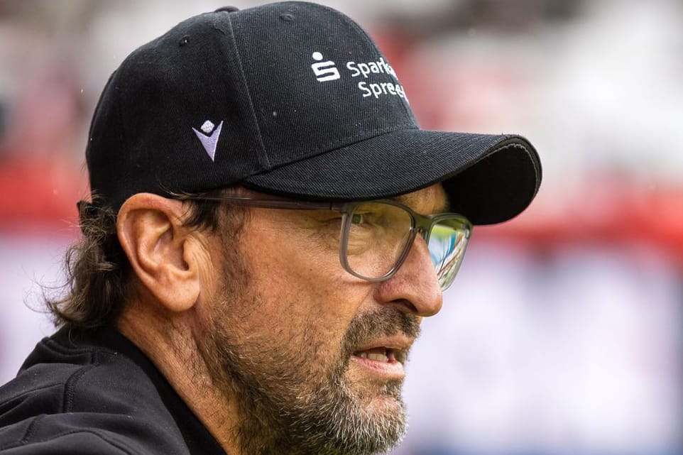 Pele Wollitz: Der Cottbuser Trainer hofft auf einen Sieg.
