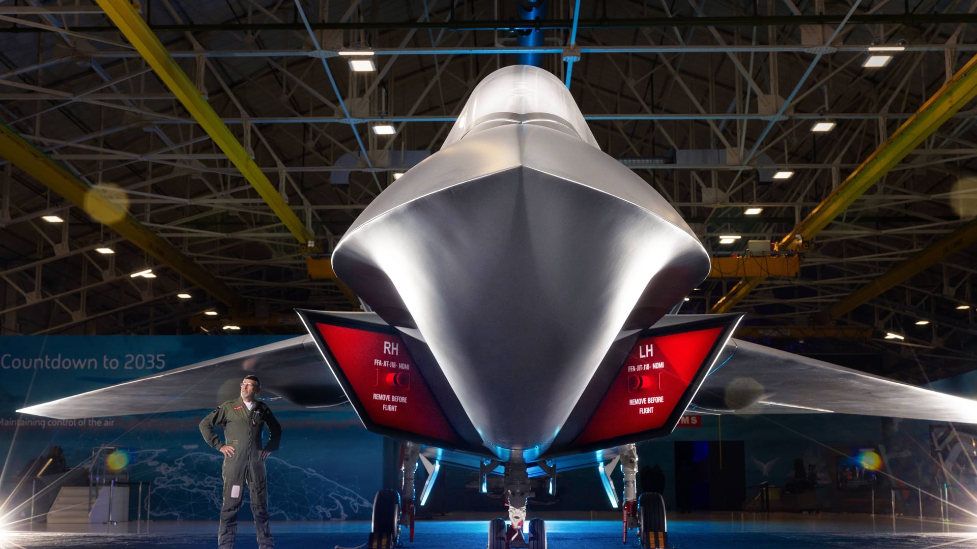 Ein Modell des "Tempest", dem Kampfjet, den Großbritannien, Italien und Japan entwickeln.