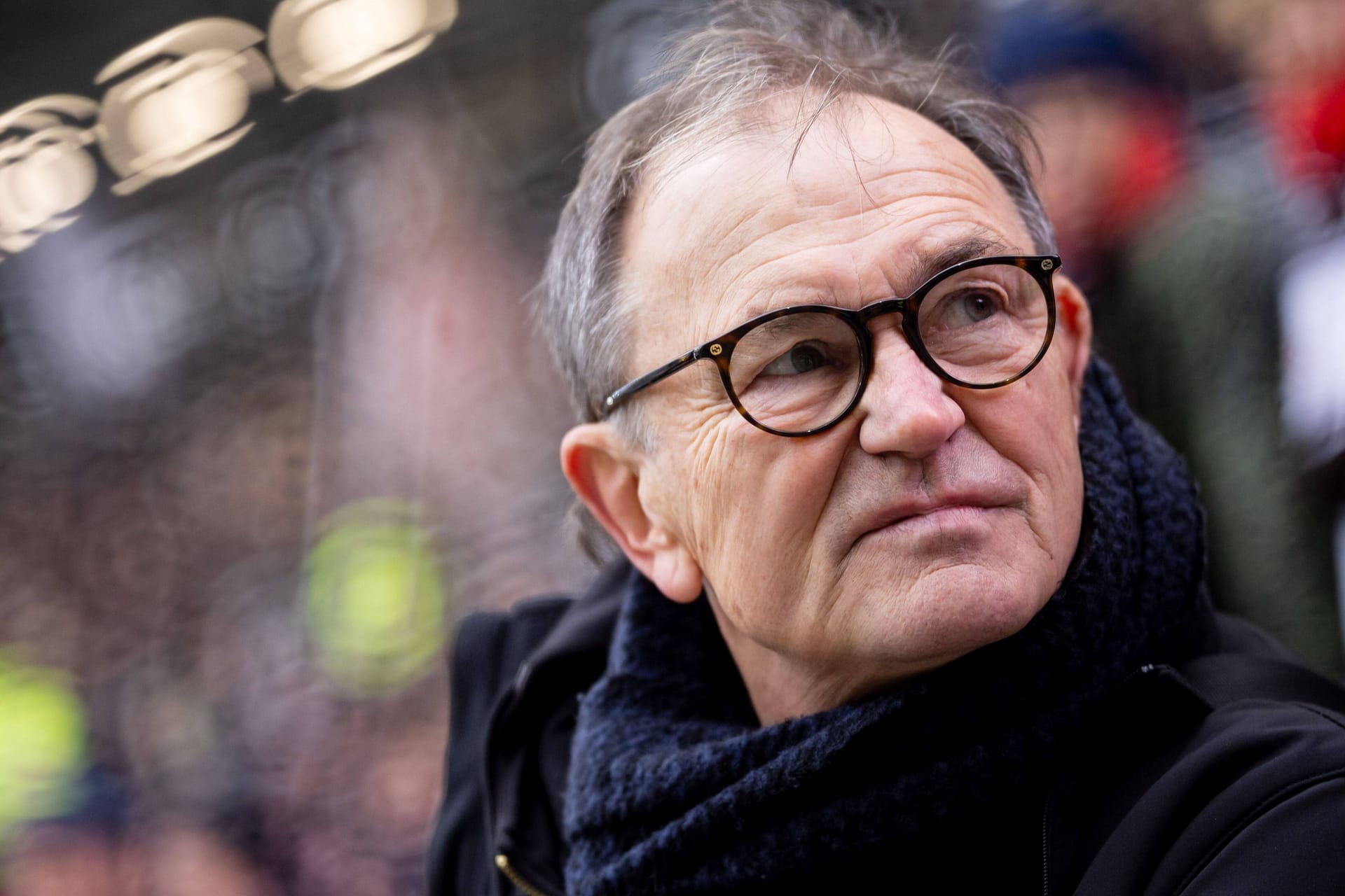Der frühere Trainer Ewald Lienen (Archivfoto): Am Montag reagierte er auf den HSV-Aufstieg in die Bundesliga.