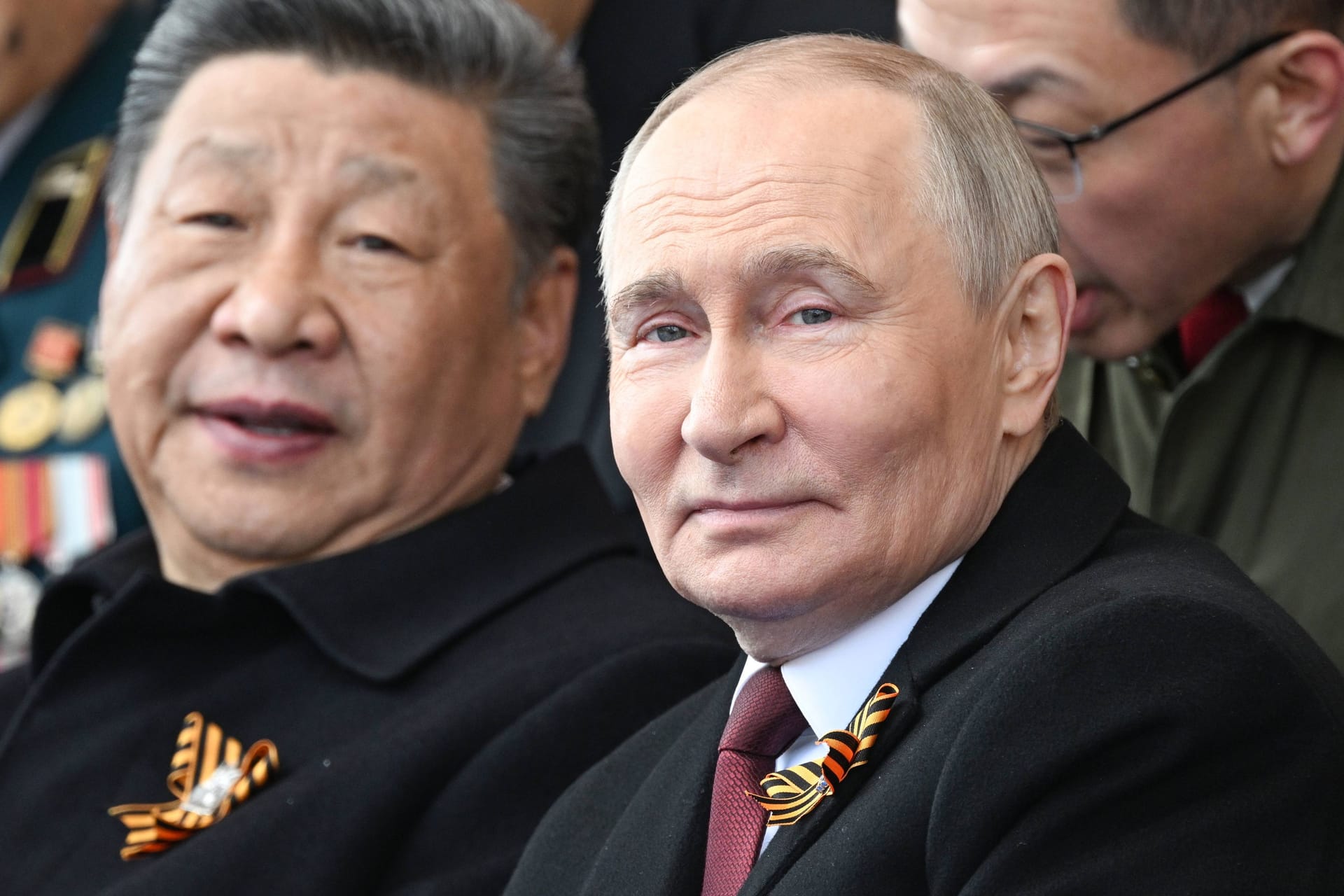 Xi Jinping und Wladimir Putin: China spielt sein eigenes Spiel, meint Wladimir Kaminer.