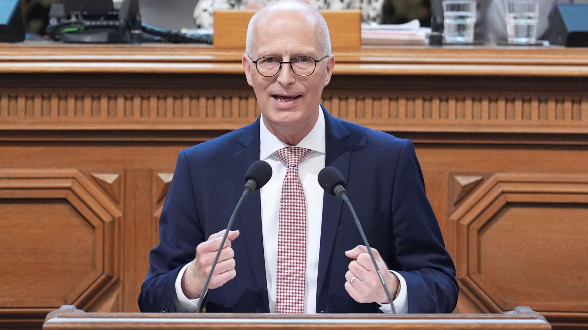 Peter Tschentscher (SPD) ist seit 2018 Erster Bürgermeister der Freien und Hansestadt Hamburg: Am Mittwoch gab er eine Regierungserklärung im Rathaus ab.