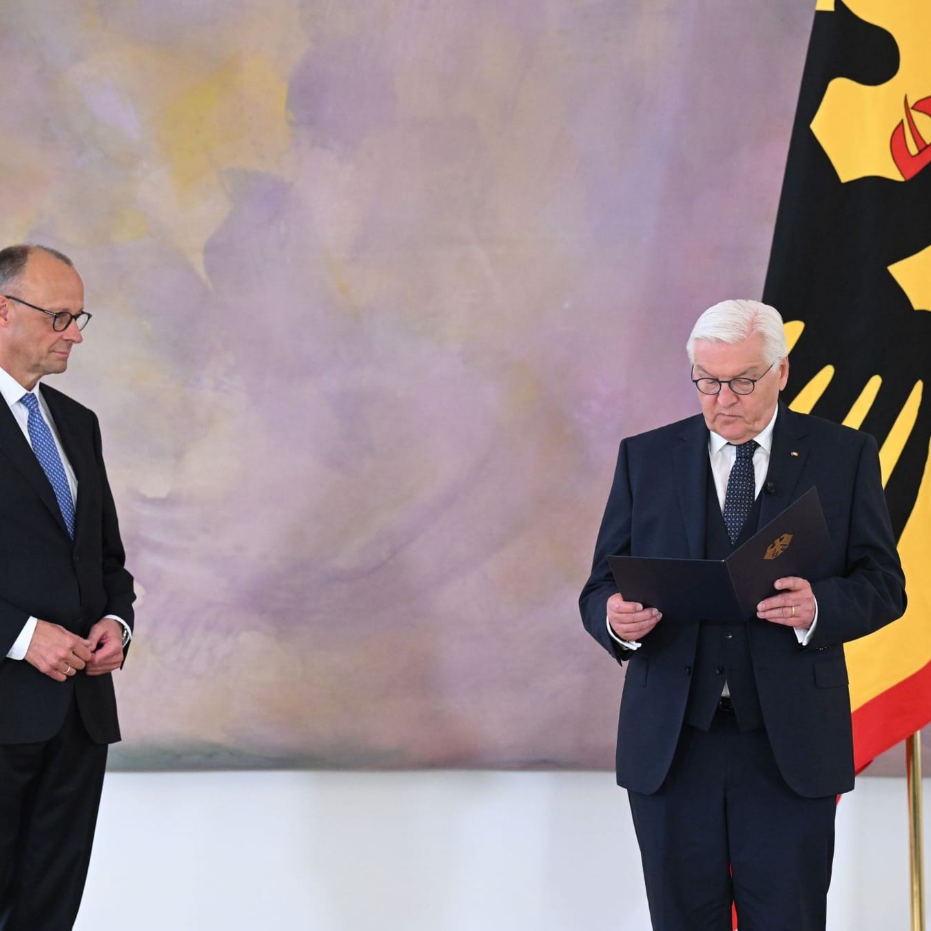 Regierungswechsel - Ernennung des Bundeskanzlers