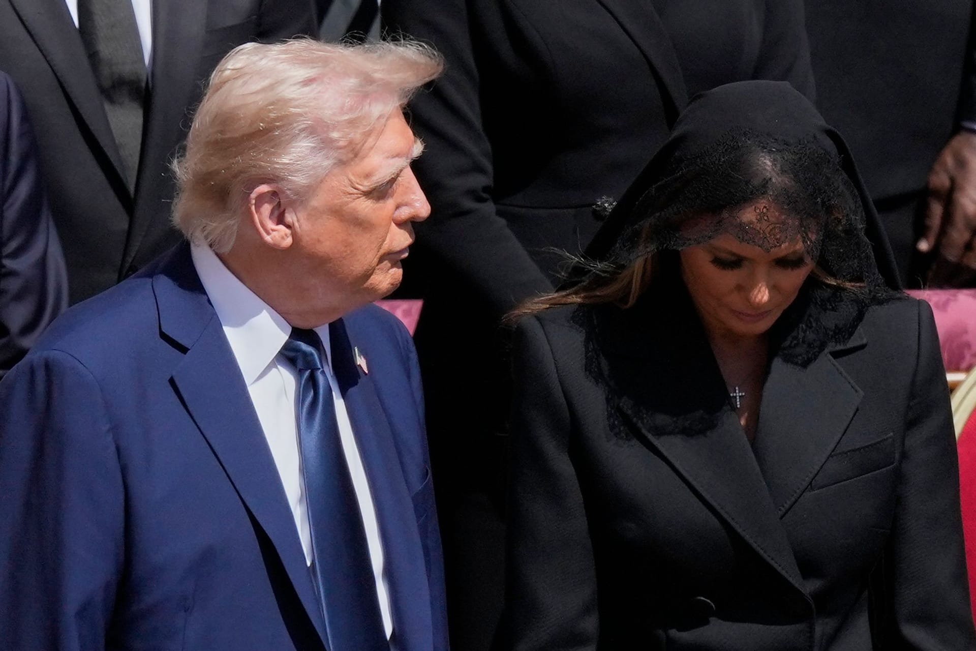 Trump bei Papst-Beisetzung