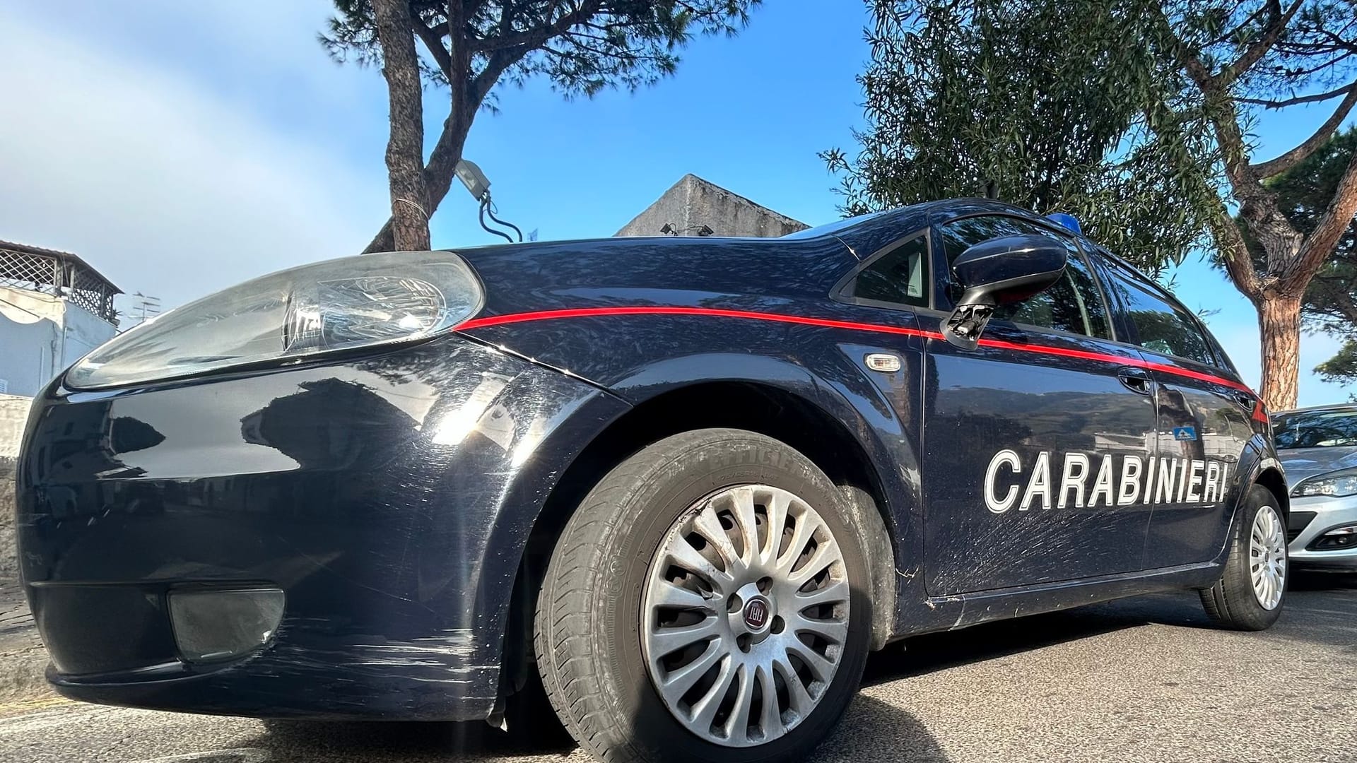 Italienisches Polizeiauto Italienisches Polizeiauto