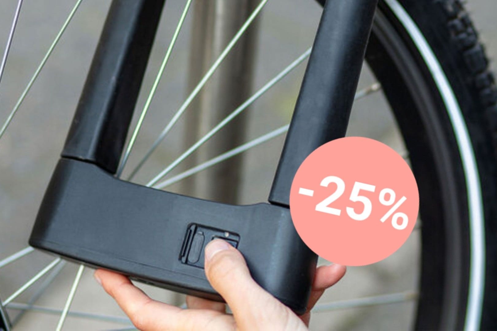 Derzeit im Aldi-Onlineshop: Schützen Sie Ihr Fahrrad oder E-Bike mit dem reduzierten Prophete-Bügelschloss mit praktischem Fingerabdrucksensor.