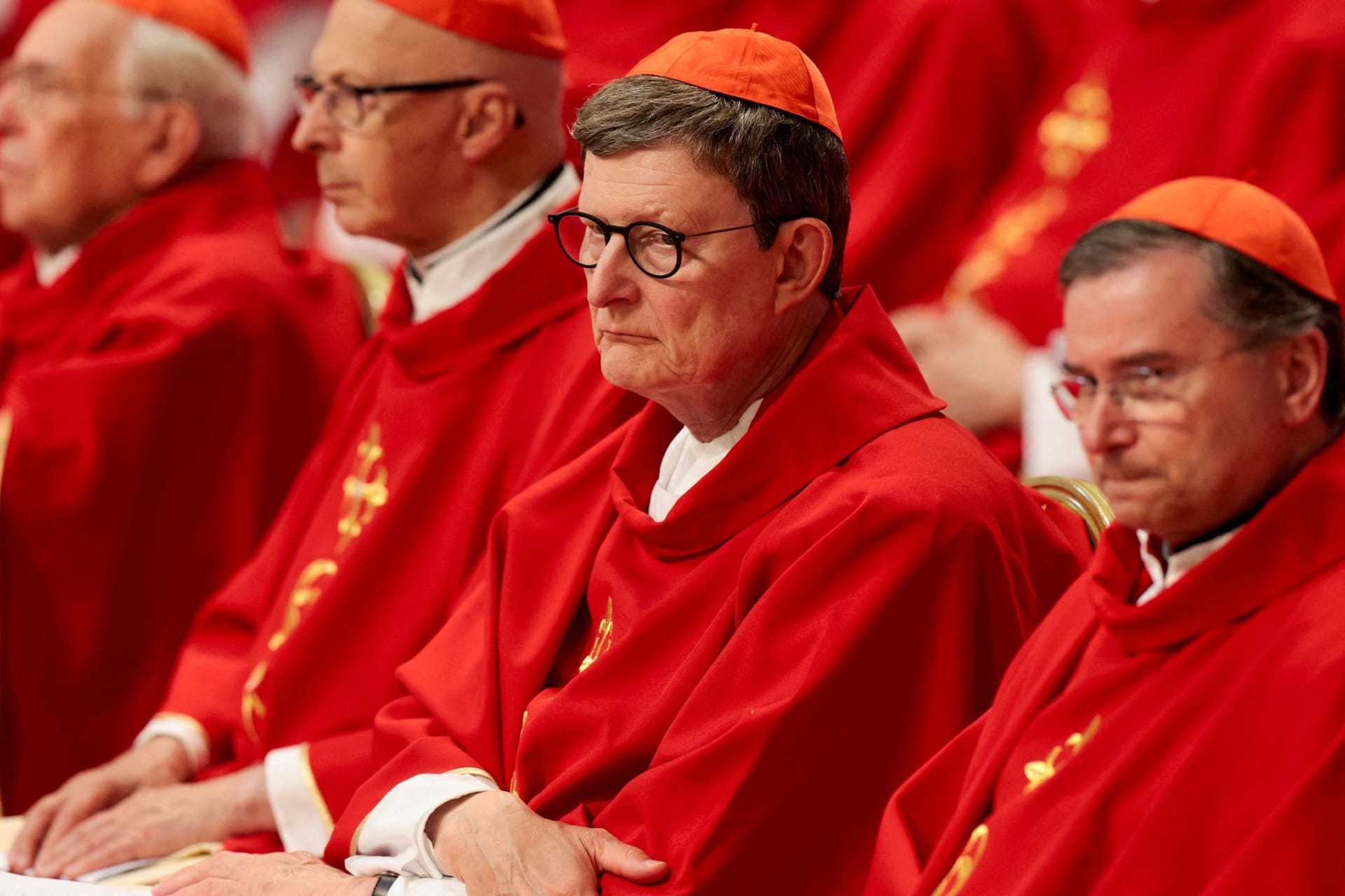 Der Kölner Kardinal Rainer Maria Woelki während einer Messe in Rom: Woelki ist zur Wahl eines neuen Papstes angereist. Der Kölner Kardinal Rainer Maria Woelki während einer Messe in Rom: Woelki ist zur Wahl eines neuen Papstes angereist.