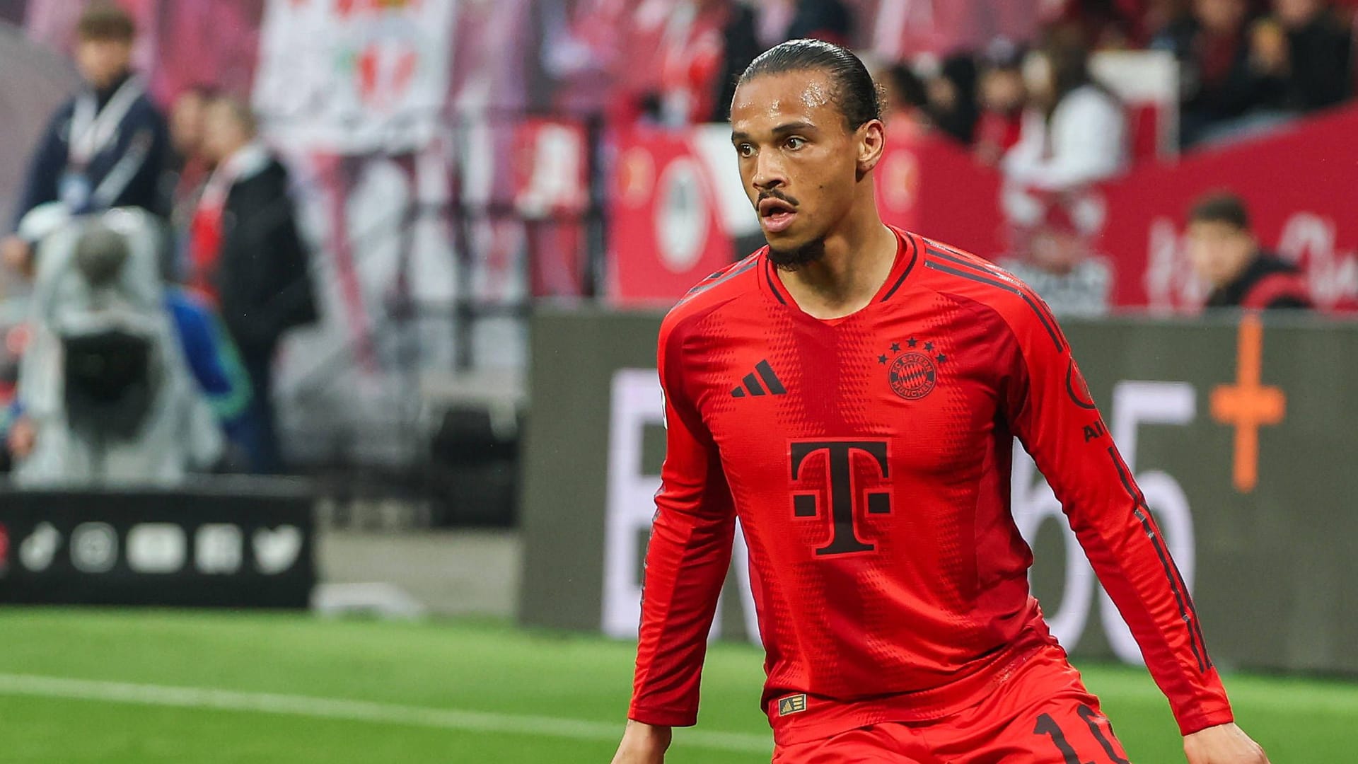 Leroy Sané: Läuft er auch nächstes Jahr im Trikot des FC Bayern auf?