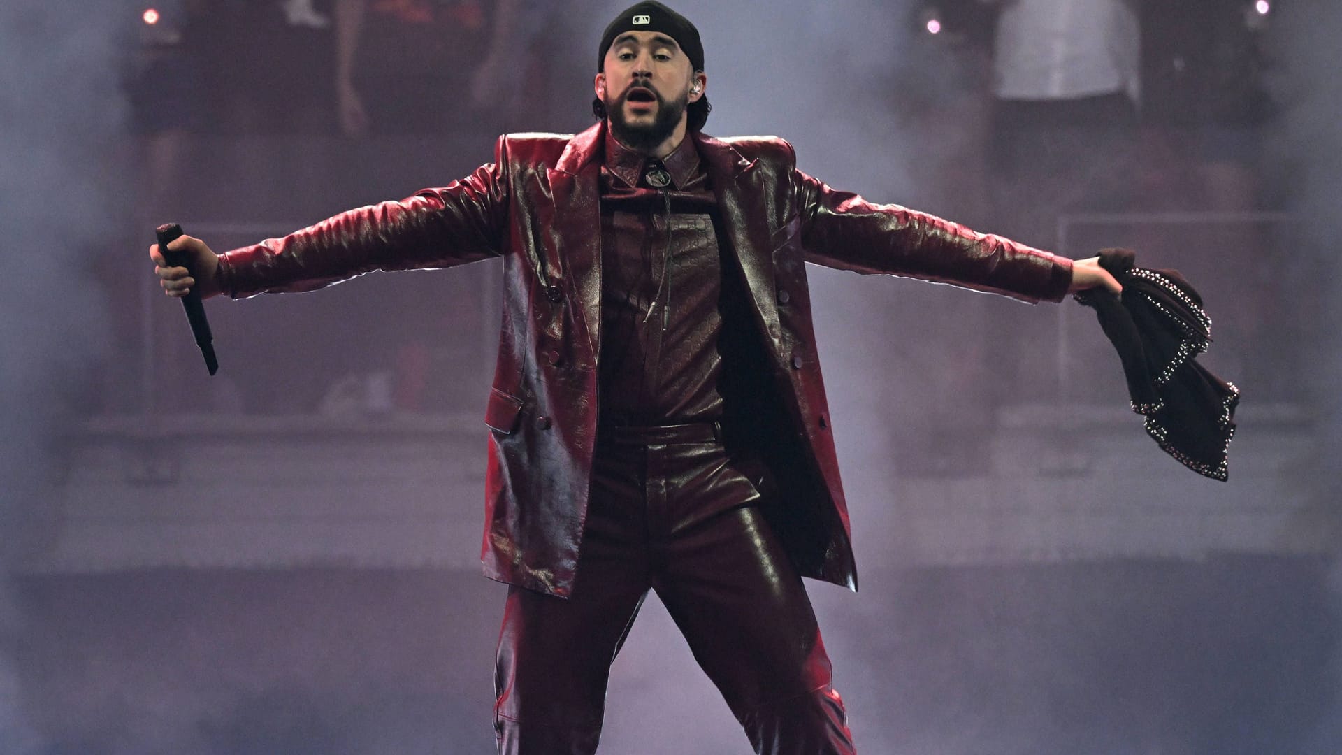 Musiker Bad Bunny (Archivbild): Im nächsten Jahr kommt der Superstar für ein Konzert nach Deutschland. Musiker Bad Bunny (Archivbild): Im nächsten Jahr kommt der Superstar für ein Konzert nach Deutschland.