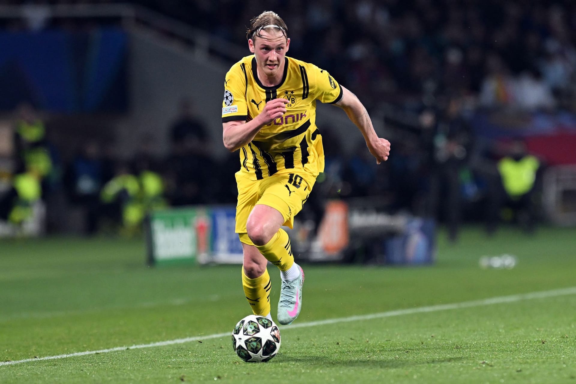 Julian Brandt Julian Brandt