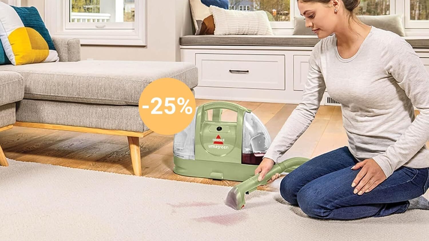 Amazon-Angebot: Mit dem handlichen Bissell-Polsterreiniger gehören Flecken und Verschmutzungen der Vergangenheit an.