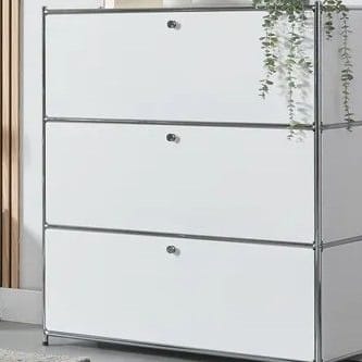 Schicke Optik zum kleinen Preis: Bei Aldi kostet dieses Metallregal nur 159 Euro.