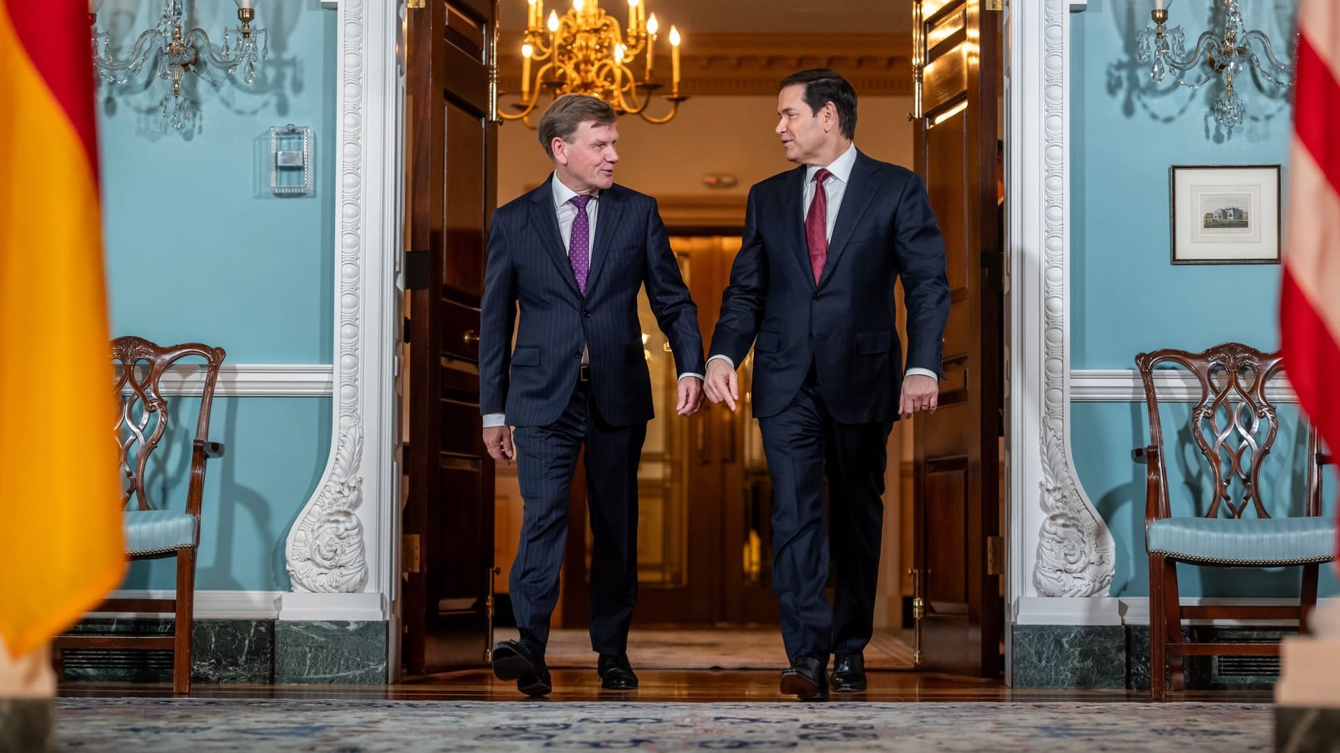 Außenminister Wadephul und sein US-Amtskollege Rubio begrüßen sich demonstrativ freundlich.