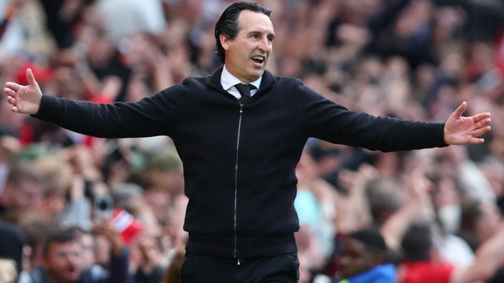 Unai Emery kann es kaum glauben: Das vermeintliche 1:0 seines Teams wurde aberkannt. Unai Emery kann es kaum glauben: Das vermeintliche 1:0 seines Teams wurde aberkannt.