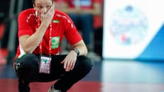 Herzflimmern: Handball-Trainer bricht beim Spiel zusammen
