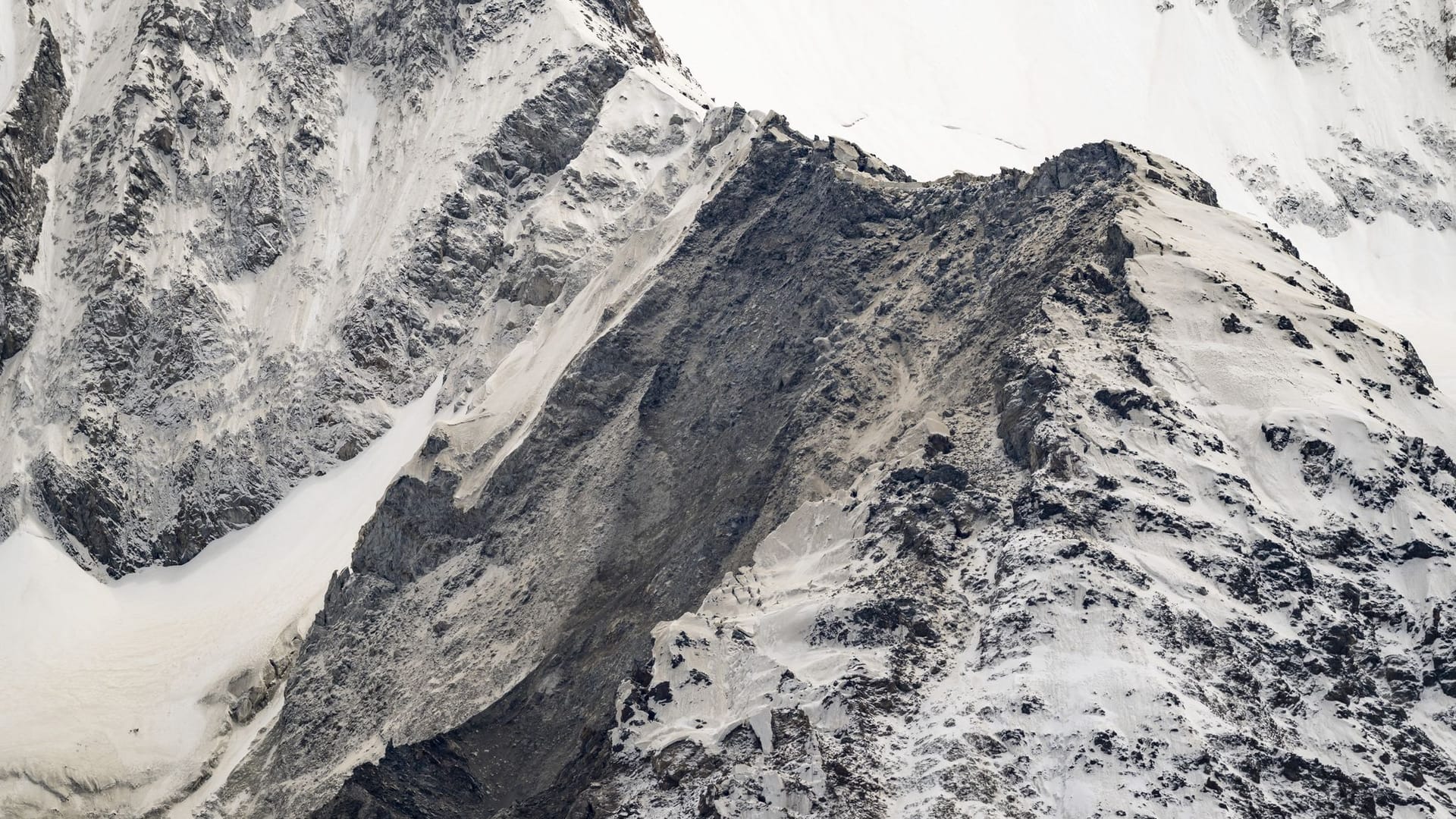 Gletscherabbruch im Wallis
