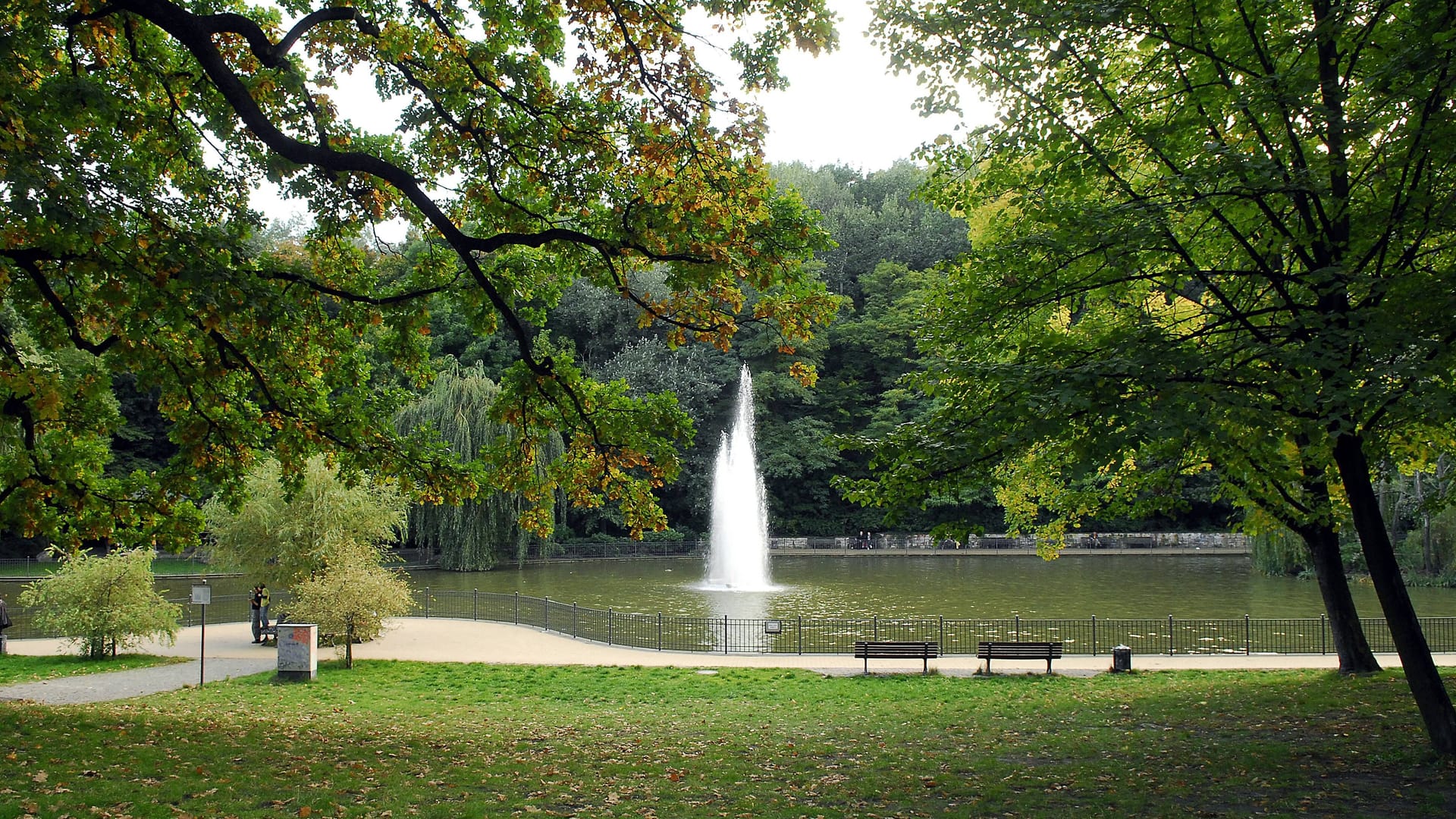 Blick auf den Volkspark in Friedrichshain (Archivbild).