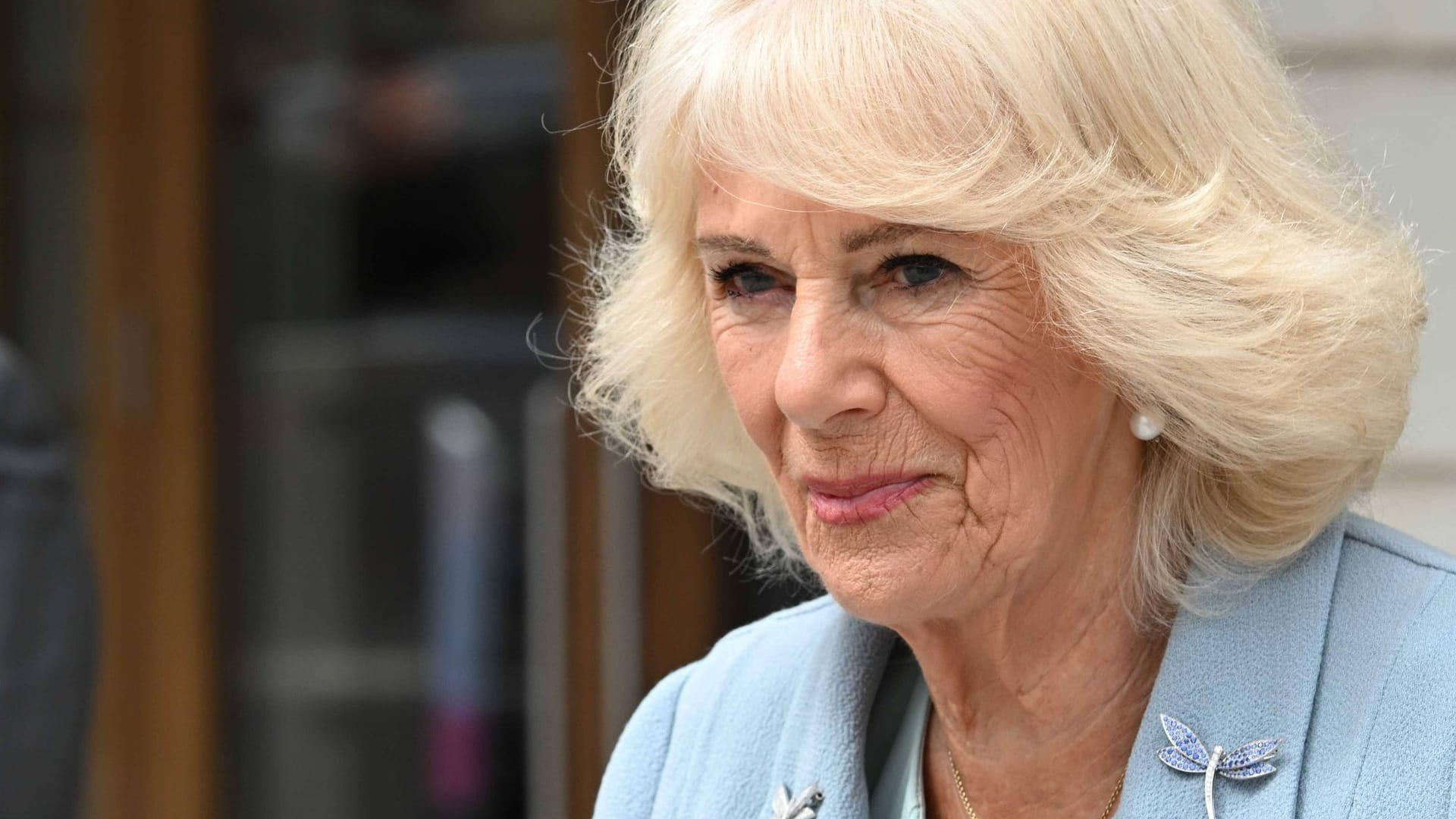 Königin Camilla: Die Britin mag Hunde.