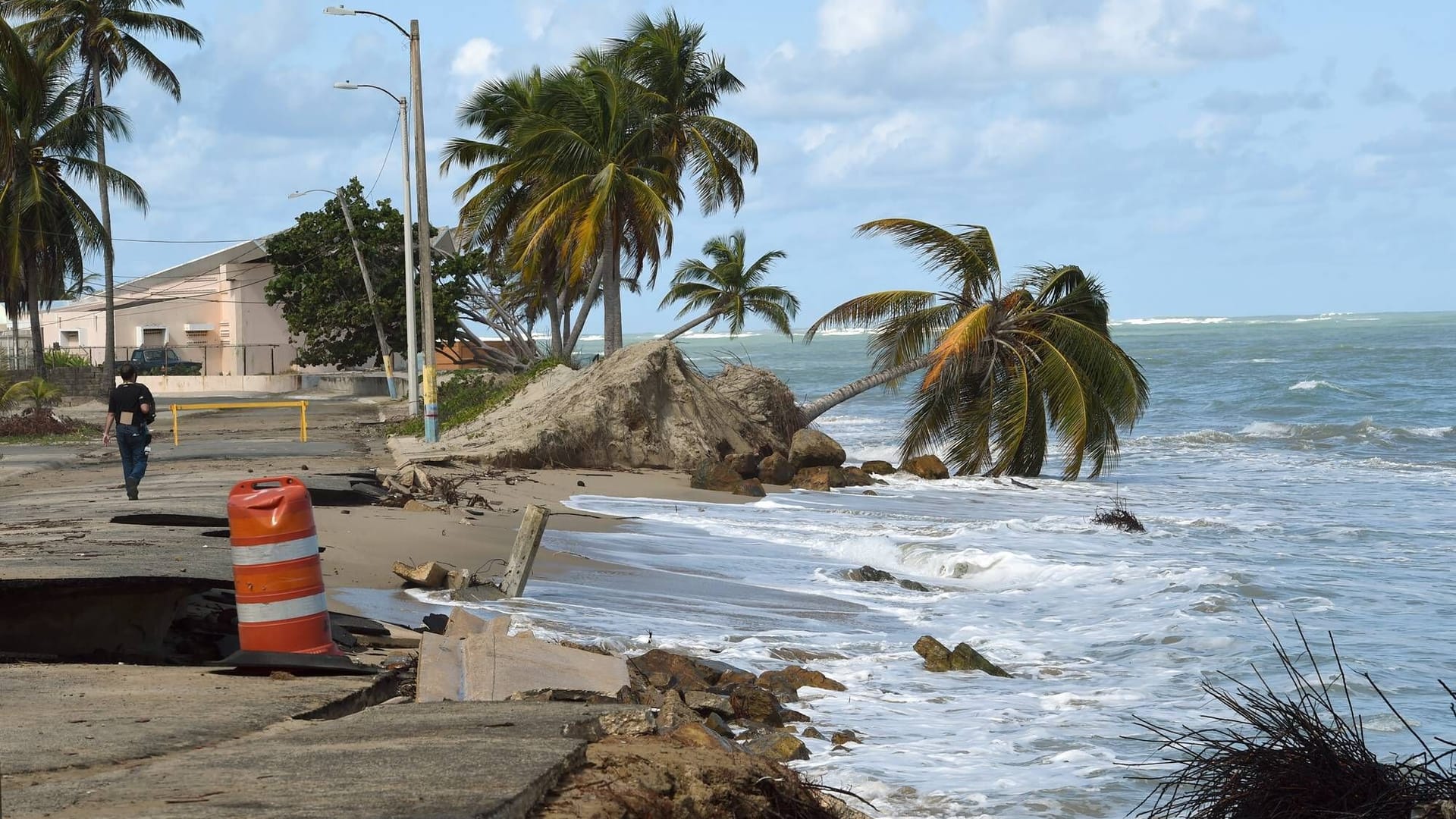 Küstenerosion in Puerto Rico (Symbolbild): Der steigende Meeresspiegel bedroht Strände weltweit.