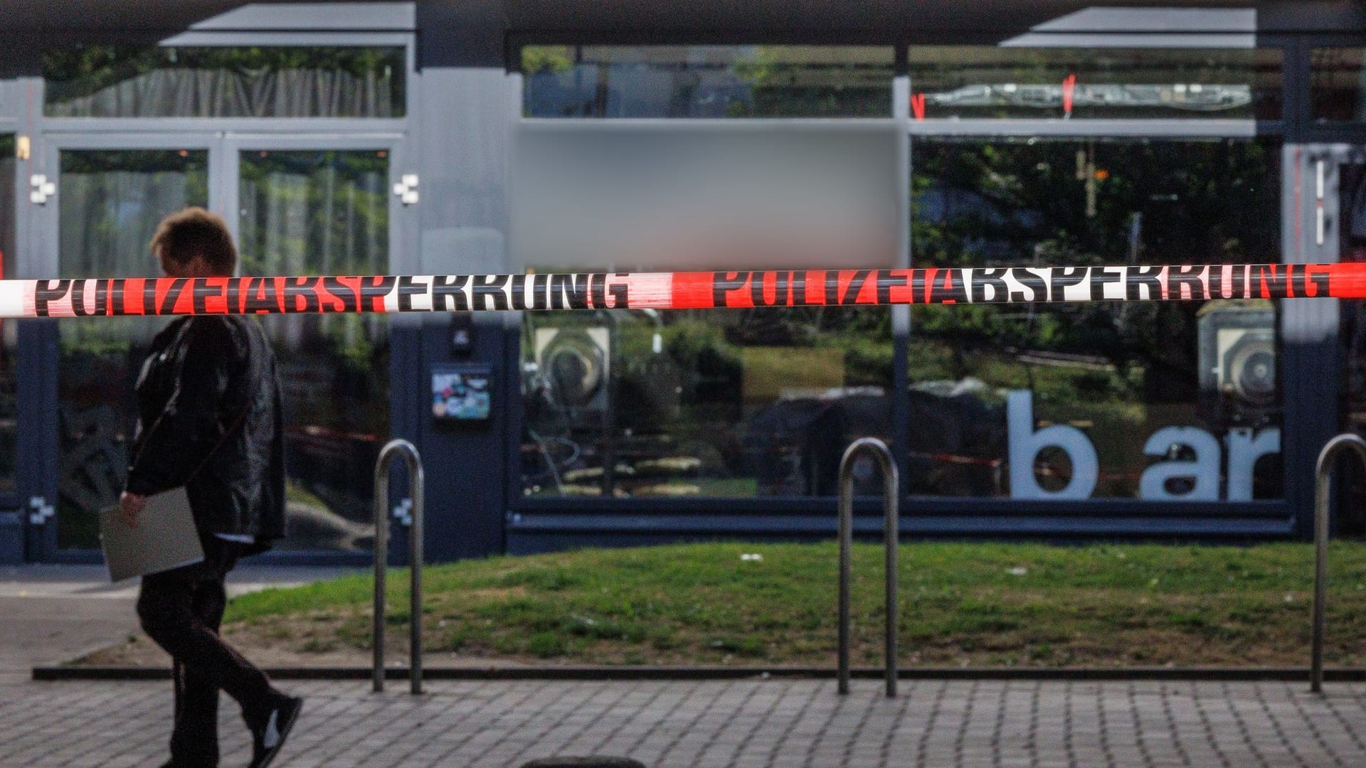 Kreise: DB-App führt auf Spur von mutmaßlichem Angreifer Kreise: DB-App führt auf Spur von mutmaßlichem Angreifer