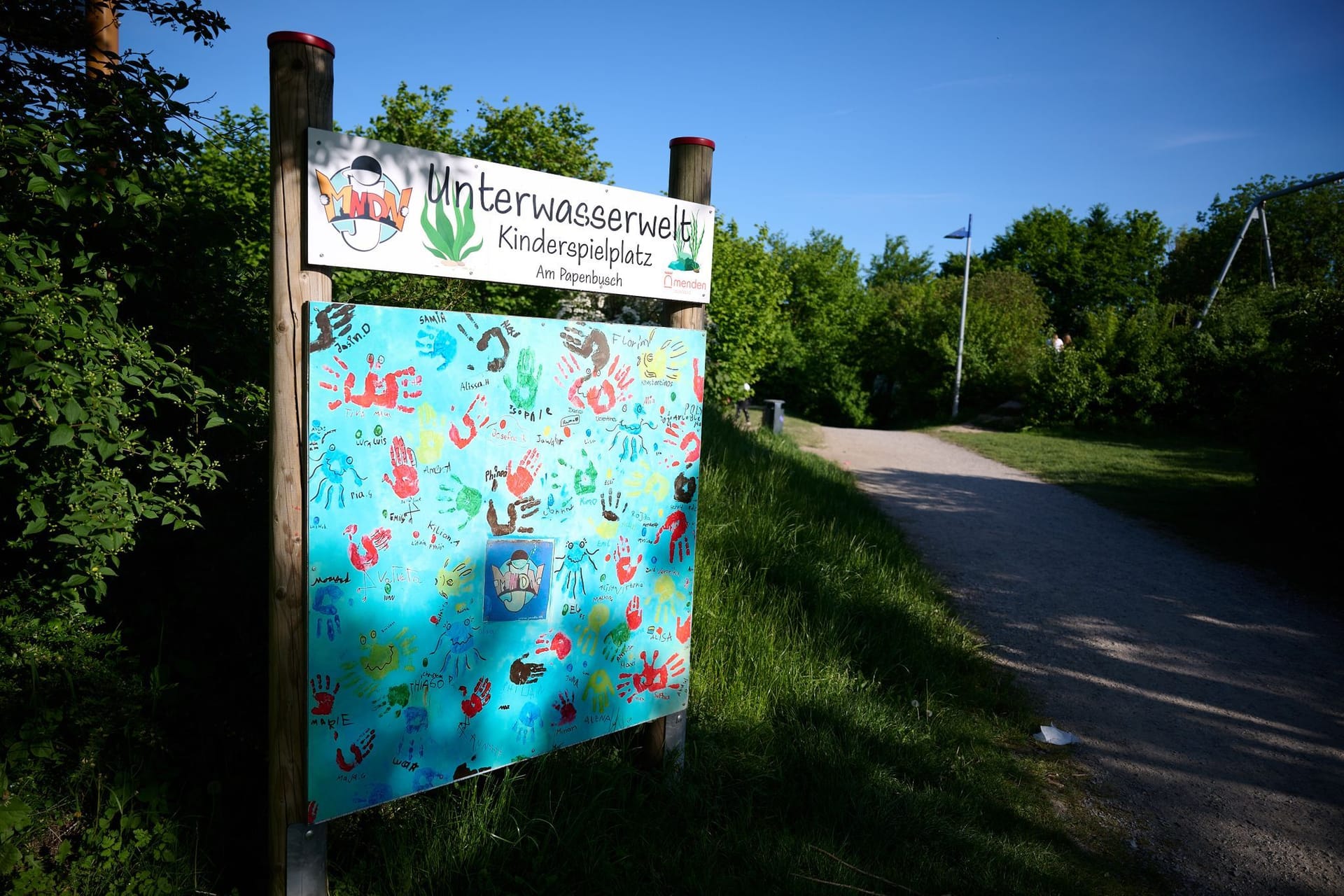 Der Kinderspielplatz in Menden im Sauerland: Hier ereignete sich die tödliche Tat in der Nacht.