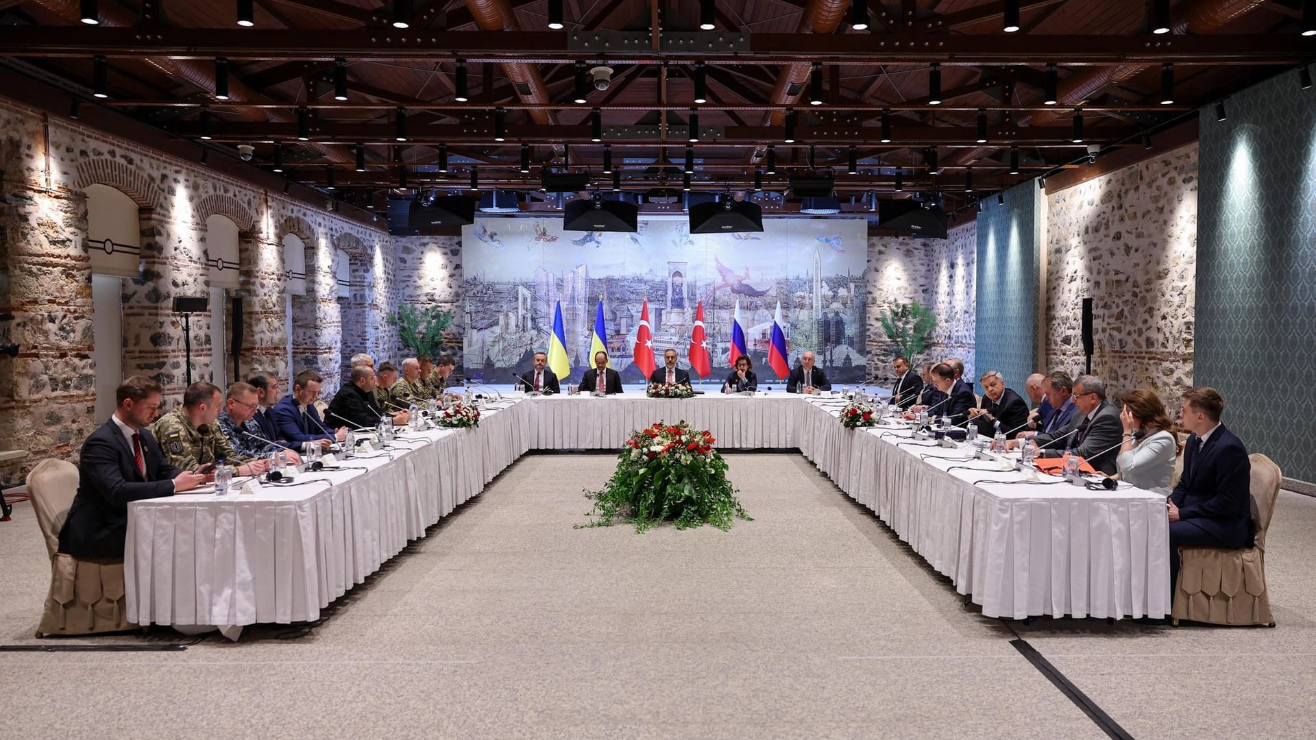 Ukraine-Krieg - Verhandlungen in Istanbul