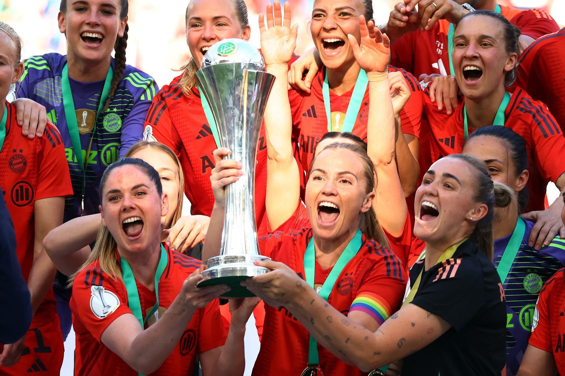 SOCCER-GERMANY-WOMAN-FCB-SVW/REPORT