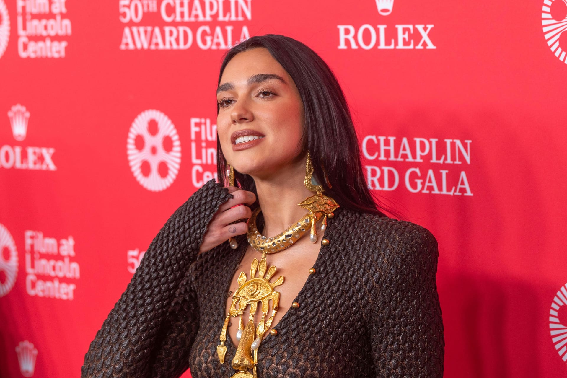 Dua Lipa (Archivbild): In Hamburg überraschte die US-Sängerin mit ihren Deutschkenntnissen.