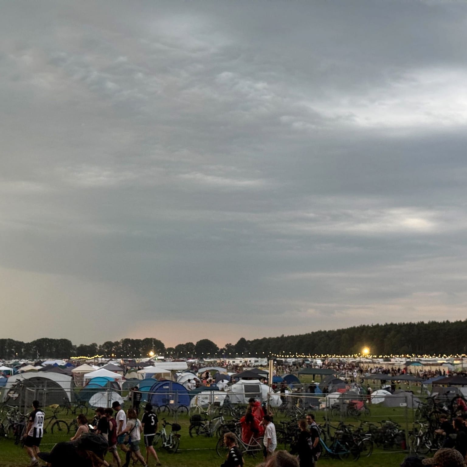Nach Gewitter-Zwangspause: Hurricane-Festival geht weiter