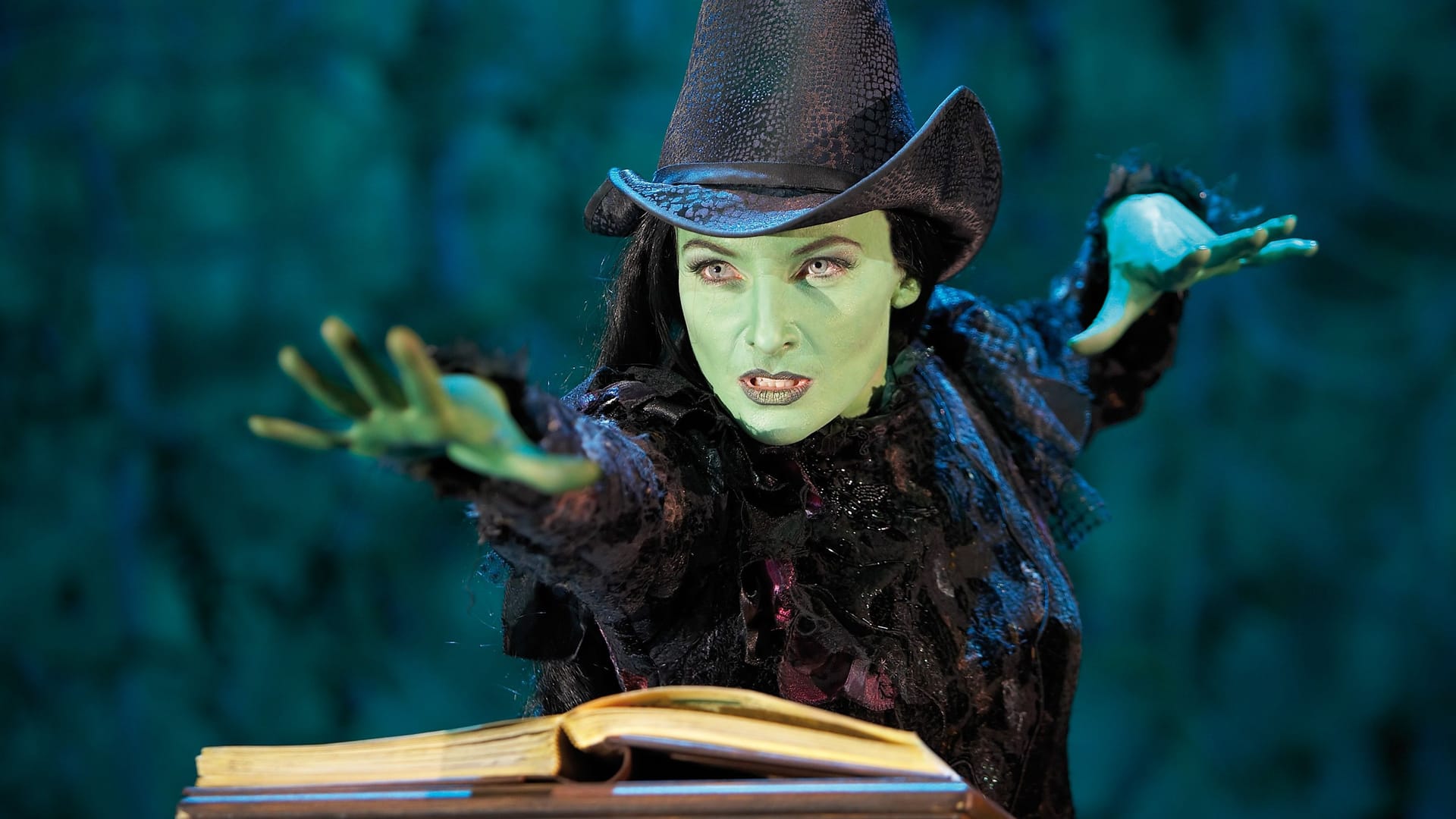 Willemijn Verkaik in der Rolle der Elphaba im Musical "Wicked": Die Niederländerin hat die Rolle in drei Sprachen in vier verschiedenen Ländern gespielt.