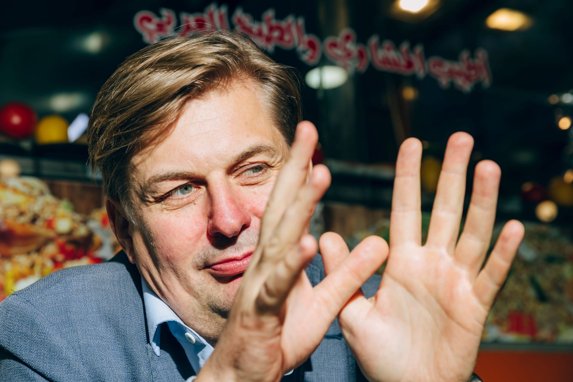 Maximilian Krah: Der Ex-Spitzenkandidat der AfD verfolgt einen neuen Plan. Maximilian Krah: Der Ex-Spitzenkandidat der AfD verfolgt einen neuen Plan.