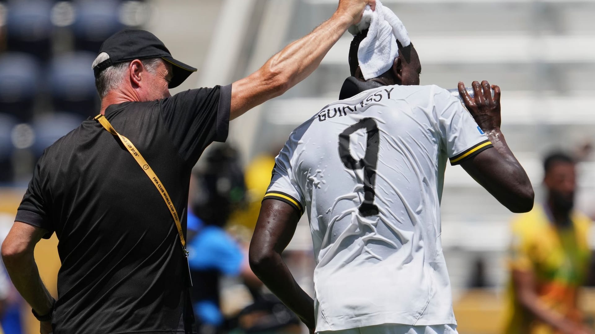 Mamelodi Sundowns - Borussia Dortmund