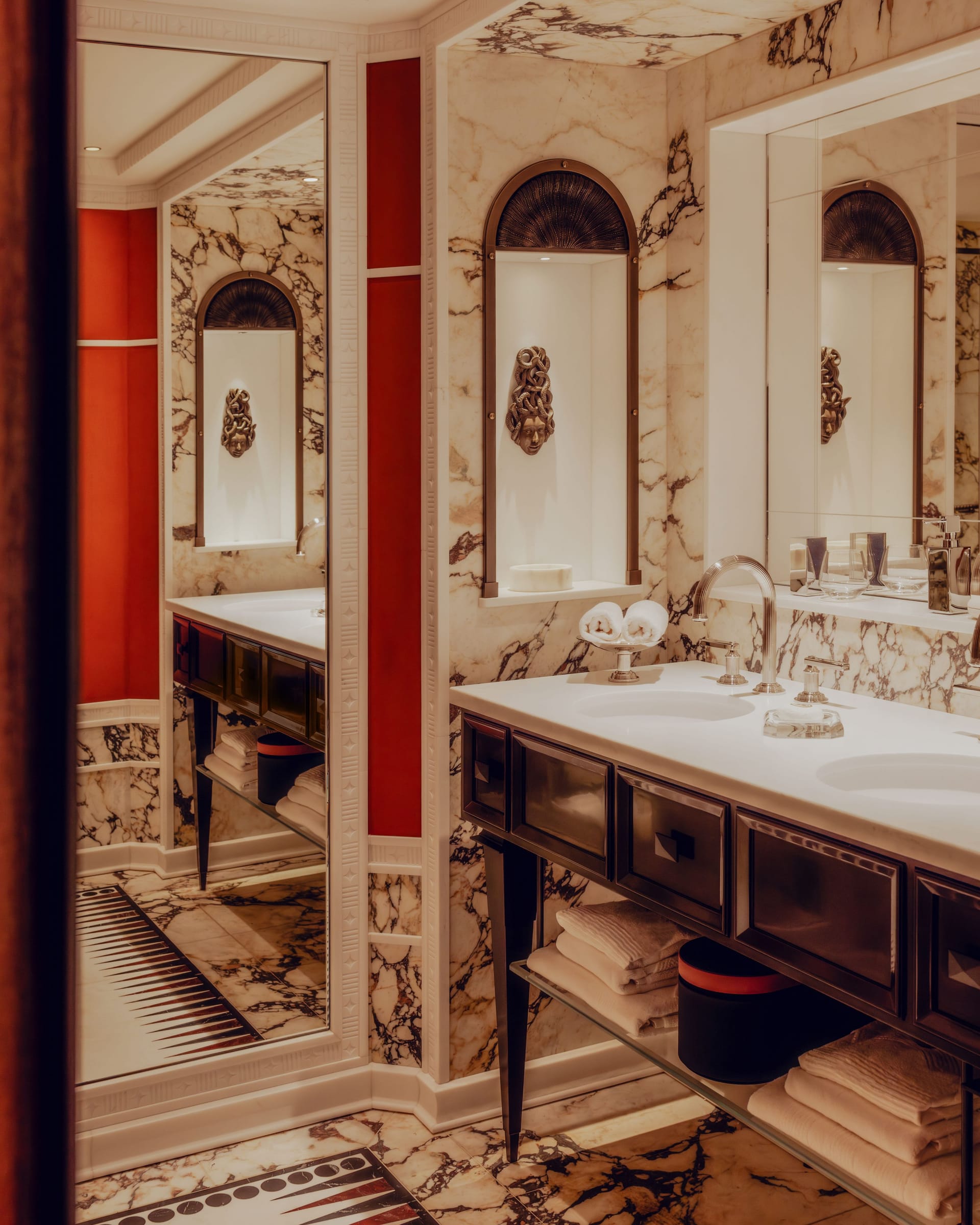 Ein Badezimmer im "Orient-Express Corinthian".