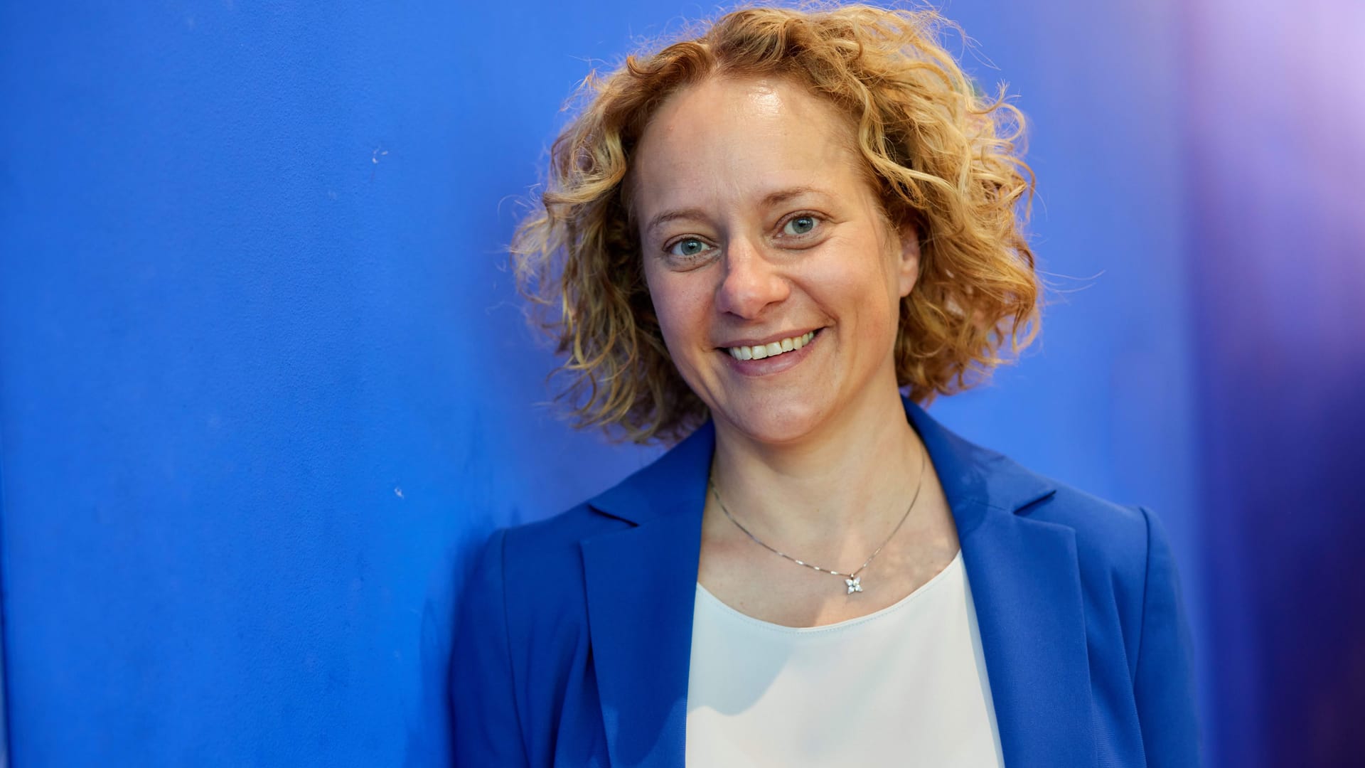 Stephanie Wehner: Die Informatikerin und Quantenphysikerin ist Pionierin des Quanteninternets und wird dafür mit dem Körber-Preis geehrt.