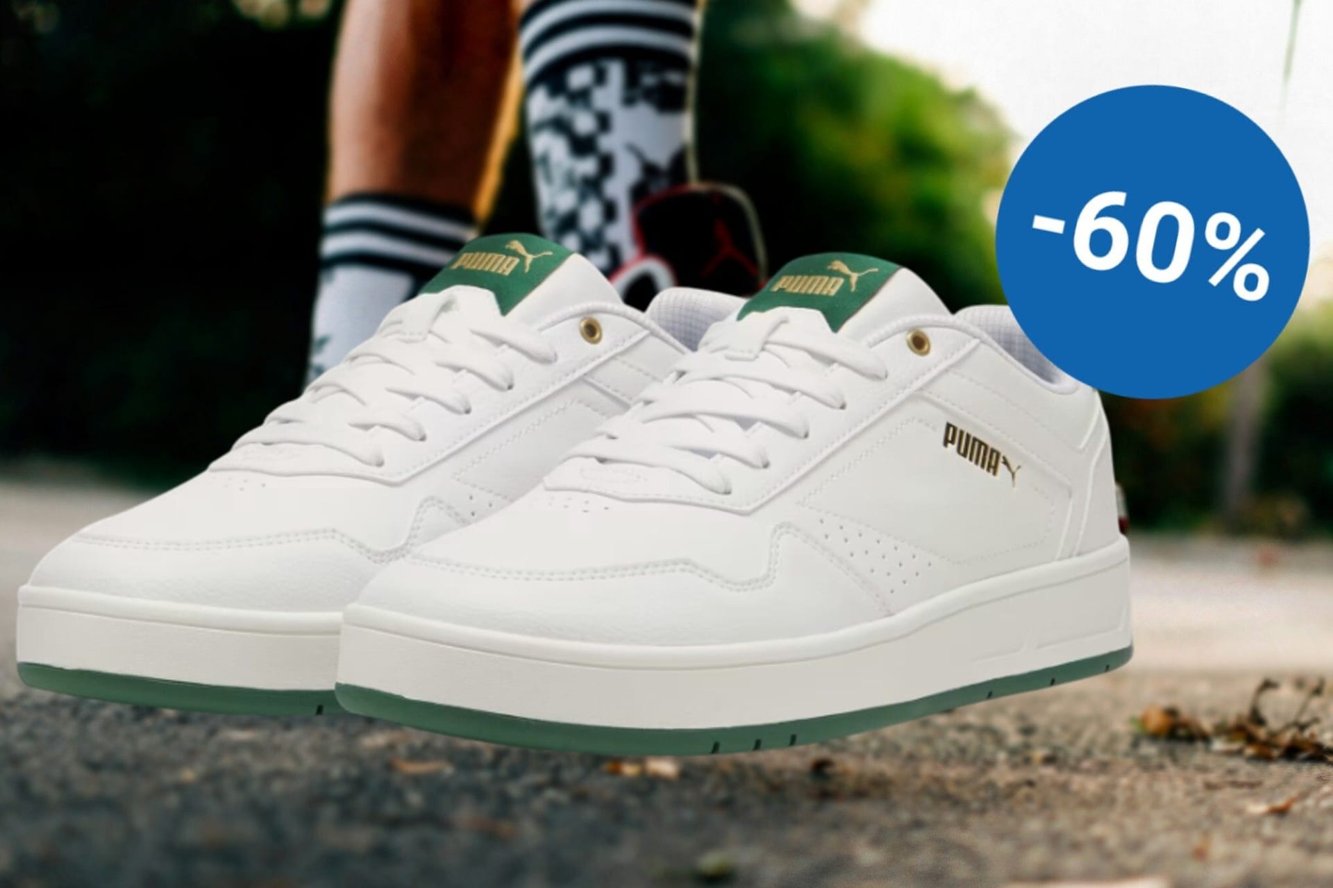 Die Court Classic von Puma gibt es derzeit in vielen Größen günstiger bei Amazon.