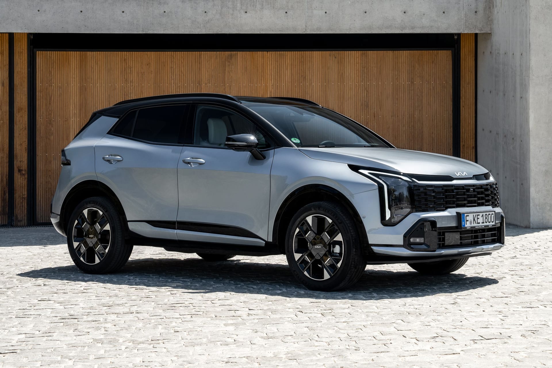 Sanfte Überarbeitung: Der Kia Sportage hat ein leicht verändertes Gesicht.