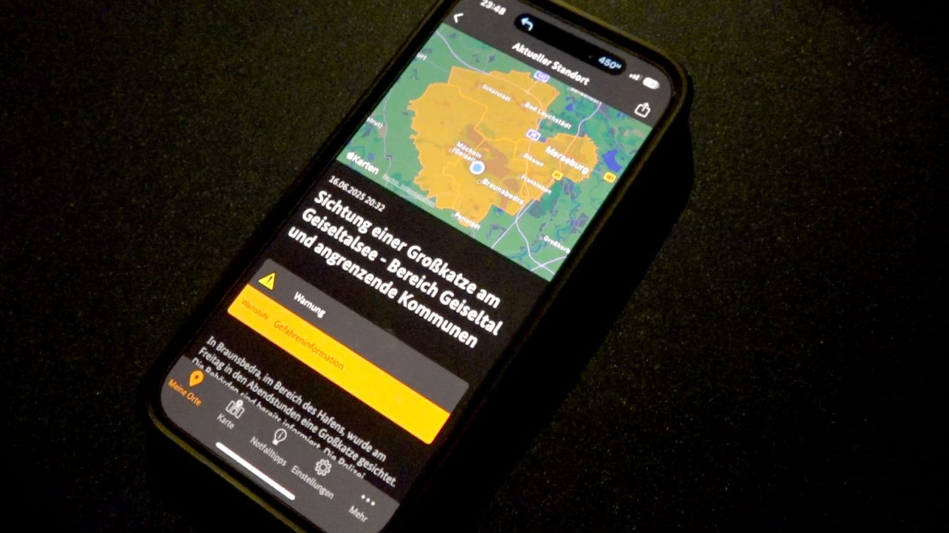 Eine Warn-App weist auf die Raubtier-Sichtung hin: Wer das Tier sieht, soll die 112 rufen.