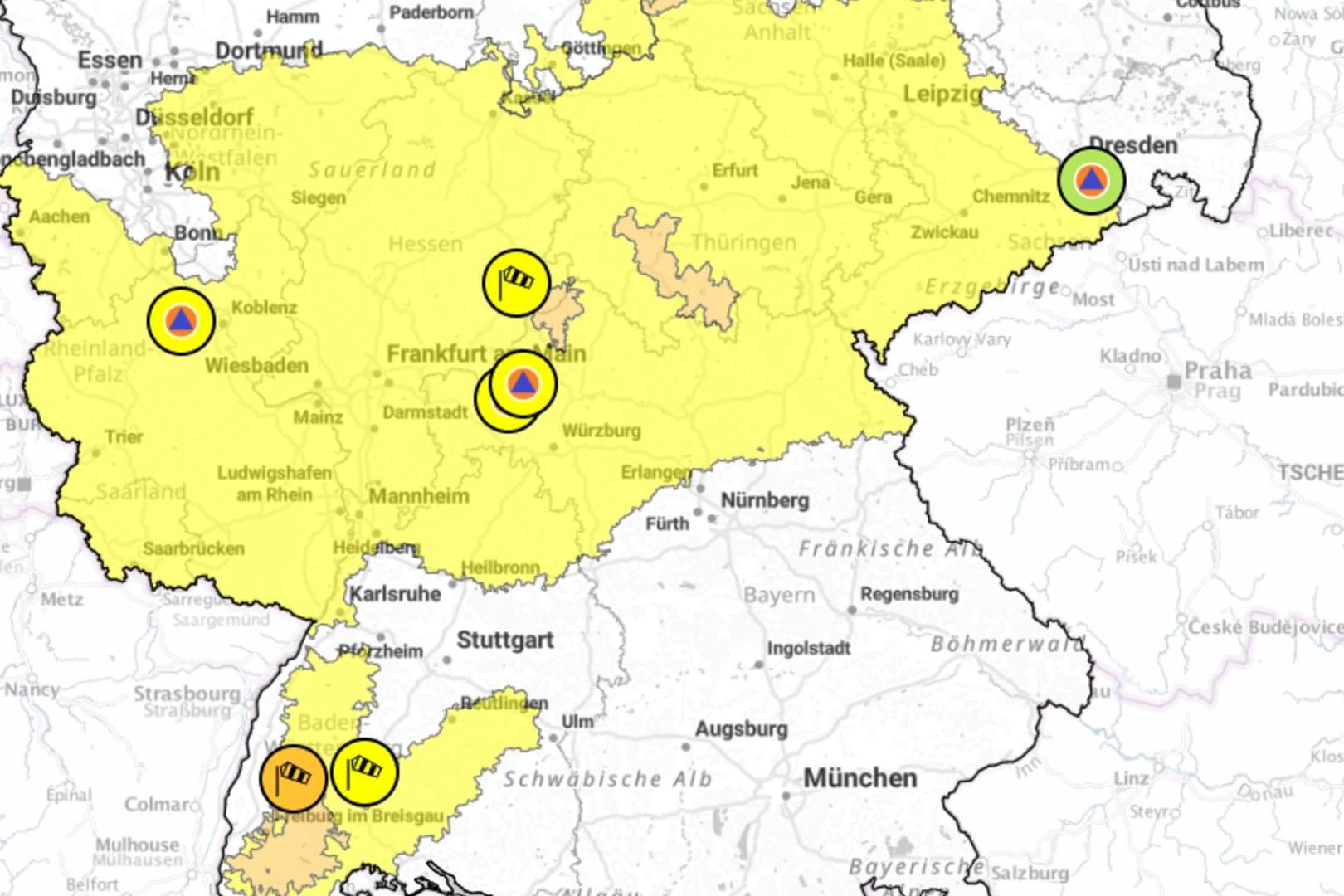 Warnkarte des Deutschen Wetterdienstes: An mehreren Orten drohen gefährliche Sturmböen.