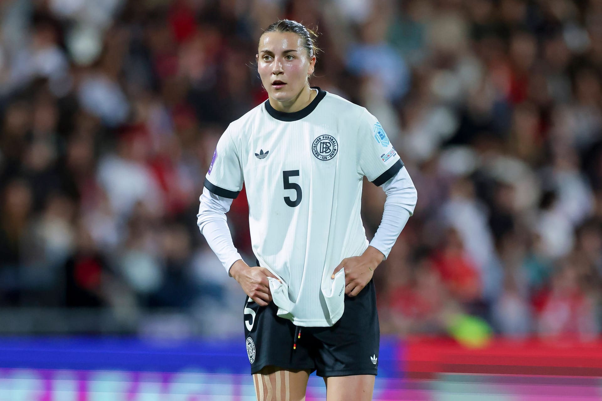 Carlotta Wamser: Abwehr, Eintracht Frankfurt Carlotta Wamser: Abwehr, Eintracht Frankfurt
