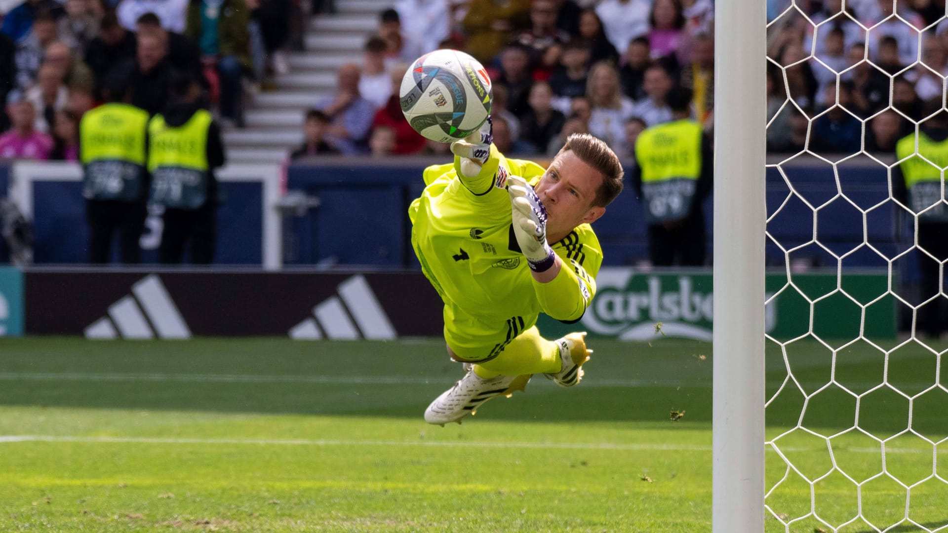 Stark aufgelegt: Bei den beiden Gegentoren gegen Frankreich war DFB-Torwart Marc-André ter Stegen machtlos.