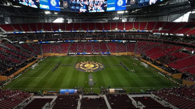 SOCCER-CLUB-CHE-LAFC/