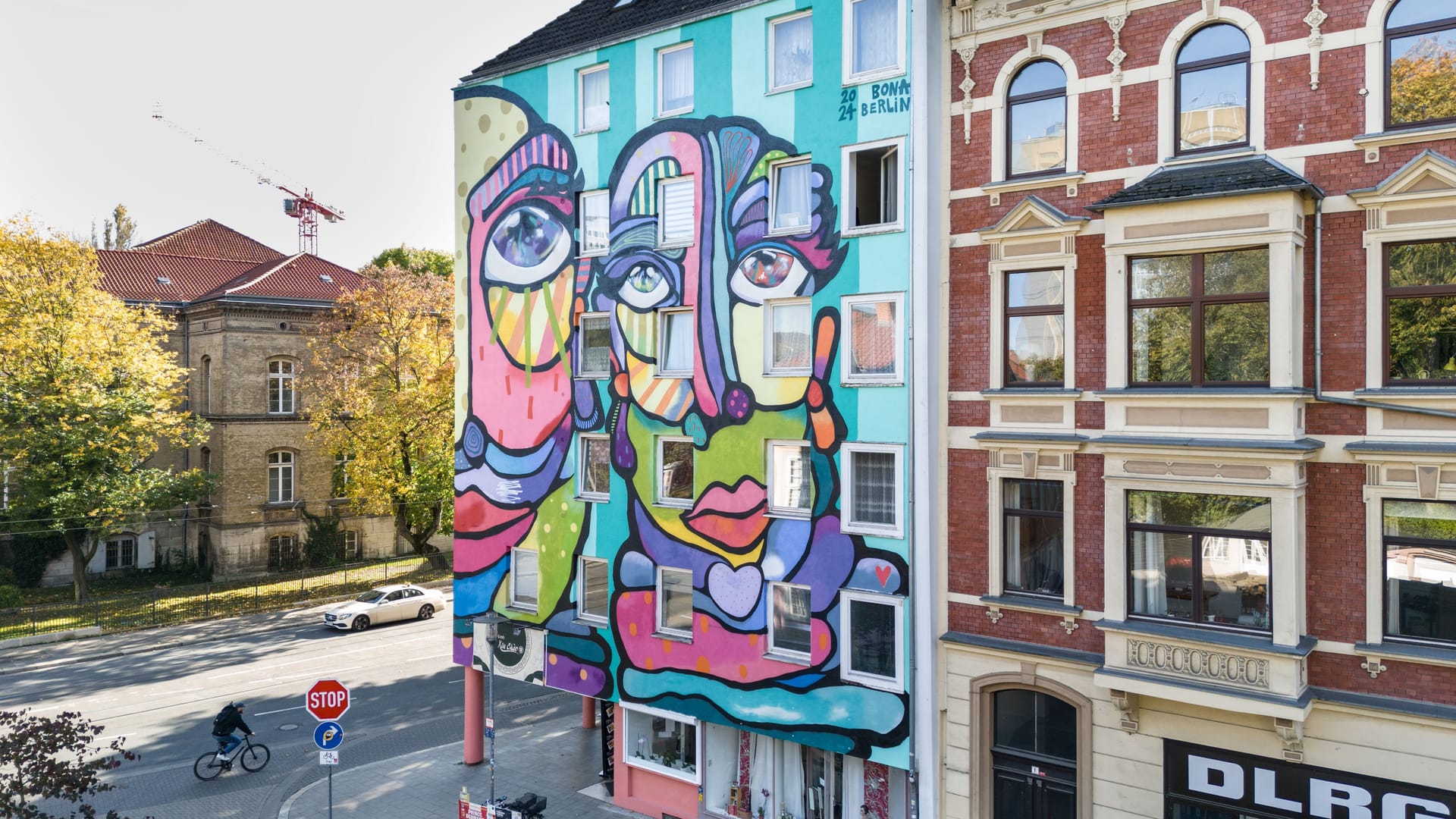 Fassade eines Hauses in der Wendenstraße: Hier entstand im vergangenen Jahr ein Kunstwerk. Fassade eines Hauses in der Wendenstraße: Hier entstand im vergangenen Jahr ein Kunstwerk.