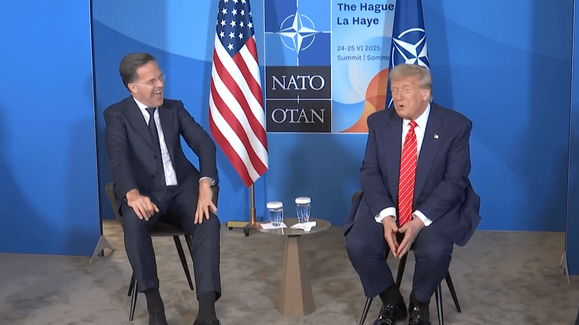 Rutte und Trump machen Scherze beim Nato-Gipfel.