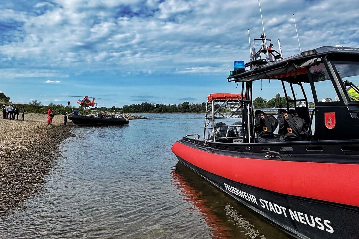 Jetski-Fahrer rettet Schwimmer