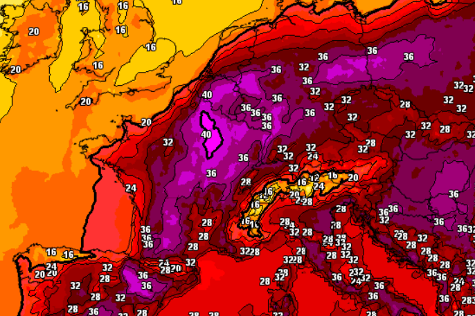 Das ICON-Wettermodell für Mittwoch, 17 Uhr: Temperaturen von weit über 30 Grad sind für Deutschland gesetzt. Doch es könnte noch heißer werden.