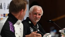 Immer das gleiche: Völler von DFB-Debatten gelangweilt