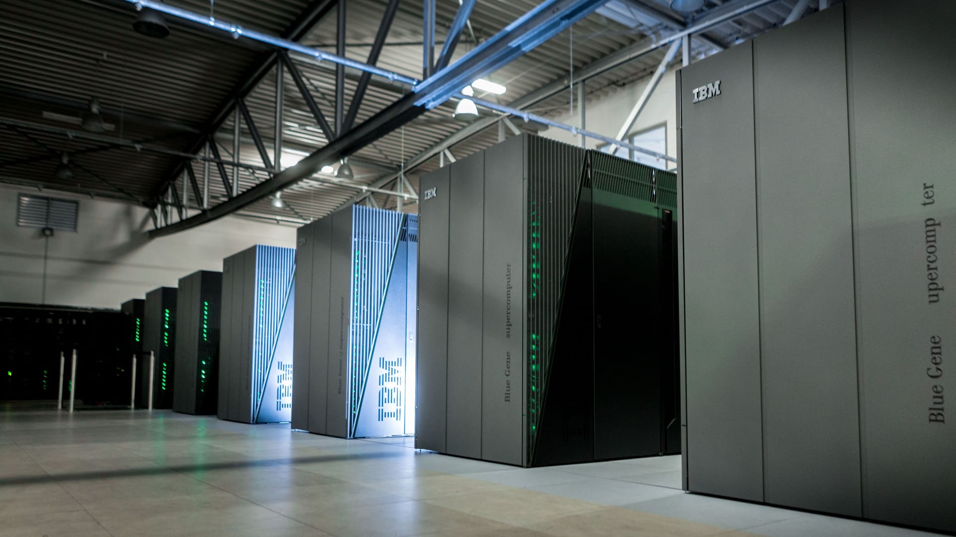 Jülich - Das Supercomputing Centre des Forschungszentrum Jülich Jülich - Das Supercomputing Centre des Forschungszentrum Jülich