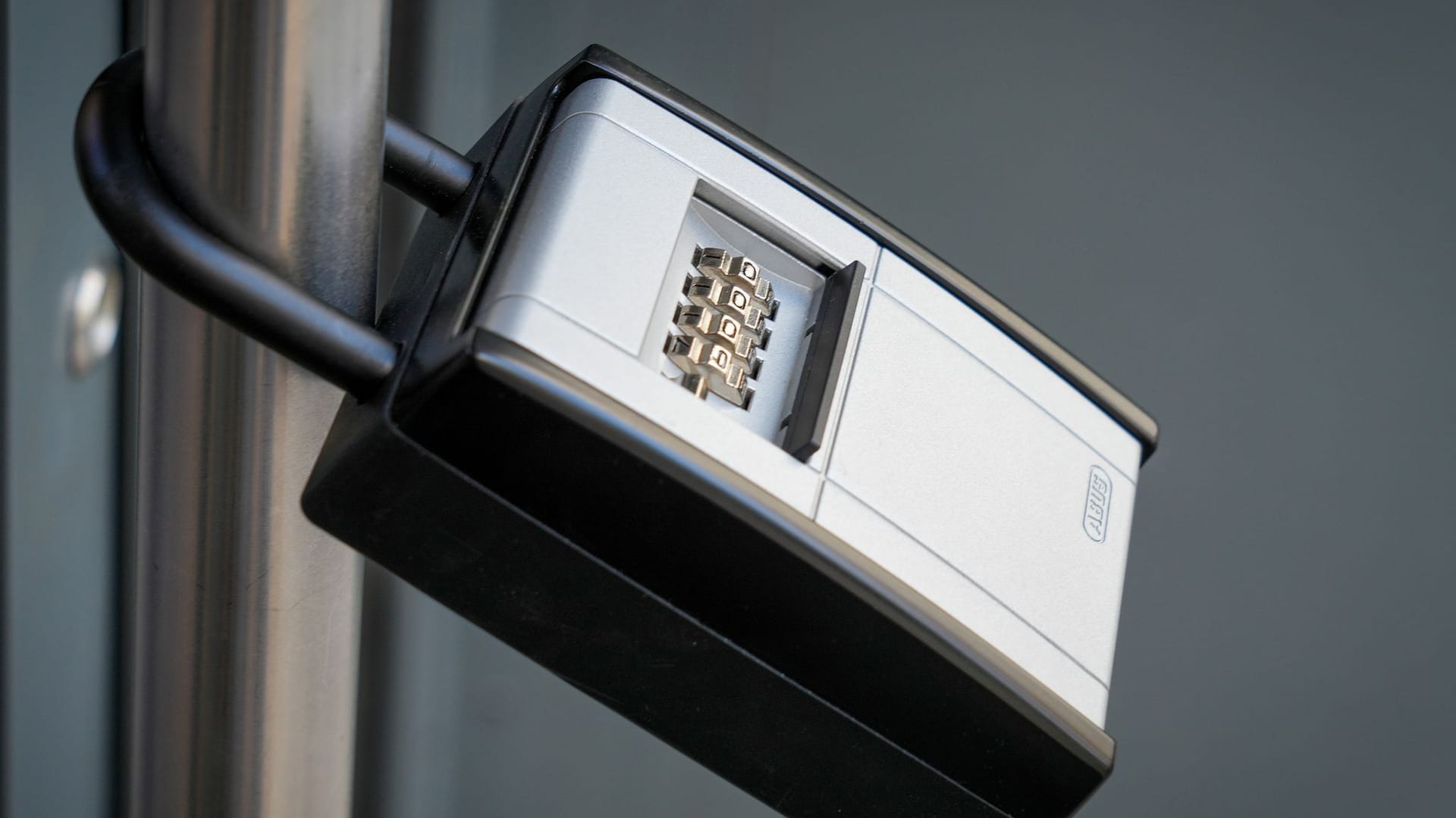 Schlüsselkasten am Hauseingang Schlüsselkasten am Hauseingang