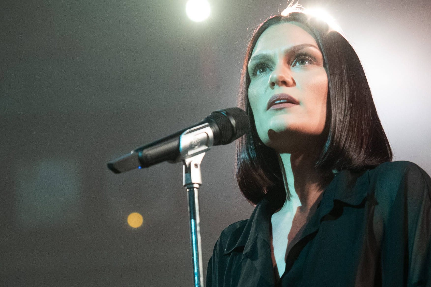 Jessie J: Sie hat Brustkrebs.